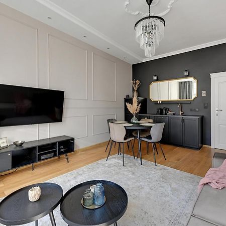 Old Town Ogarna IV Glamour By Downtown Apartments Gdansk Ngoại thất bức ảnh